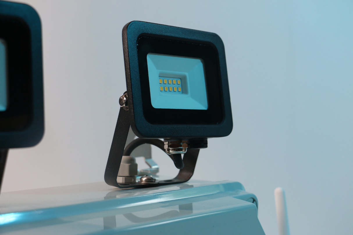 Lámpara con Videovigilancia de Emergencia ZIGA